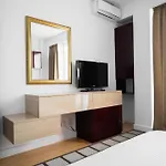 Coral Apartment