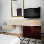 Apartment Coral Mamaia