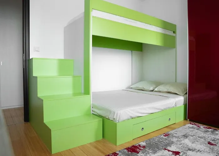 Coral * מאמאיה